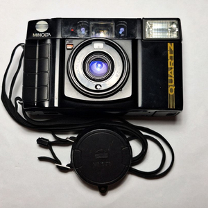 미놀타 AF-S Quartz Date 필름카메라 빈티지 로모 레트로 앤틱 인테리어 감성 필카 y2k 복고 클래식 이미지