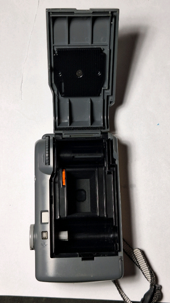 코니카 33mm 필름카메라 빈티지 레트로 로모 앤틱 y2k 일본 감성 필카 촬영 사진 이미지