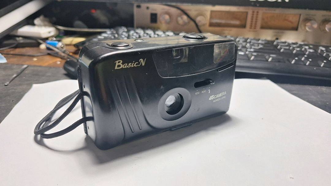 BasicN 45Camera 코니카렌즈 필름카메라 빈티지 레트로 로모 앤틱 y2k 일본 감성 필카 촬영 사진 이미지