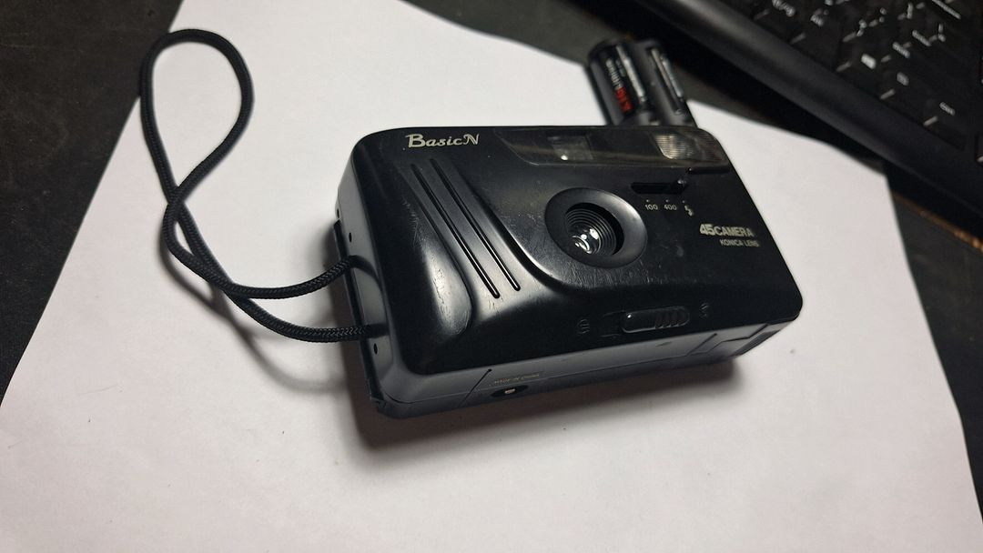 BasicN 45Camera 코니카렌즈 필름카메라 빈티지 레트로 로모 앤틱 y2k 일본 감성 필카 촬영 사진 이미지