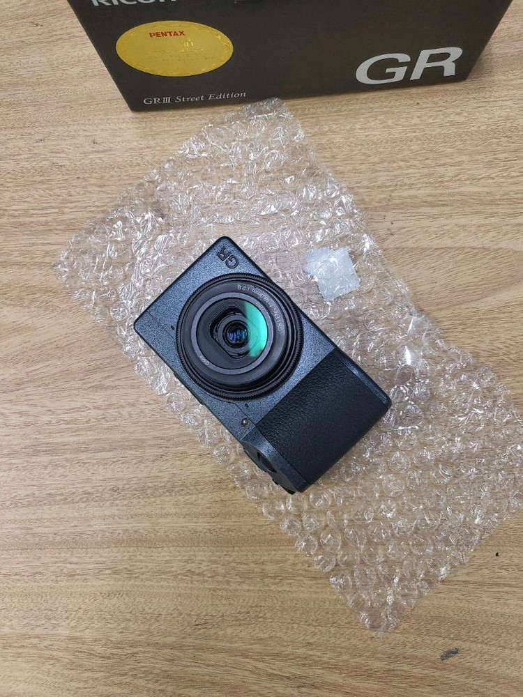 리코gr3 스트리트에디션 28년보증2천컷 민트급팔아요 이미지