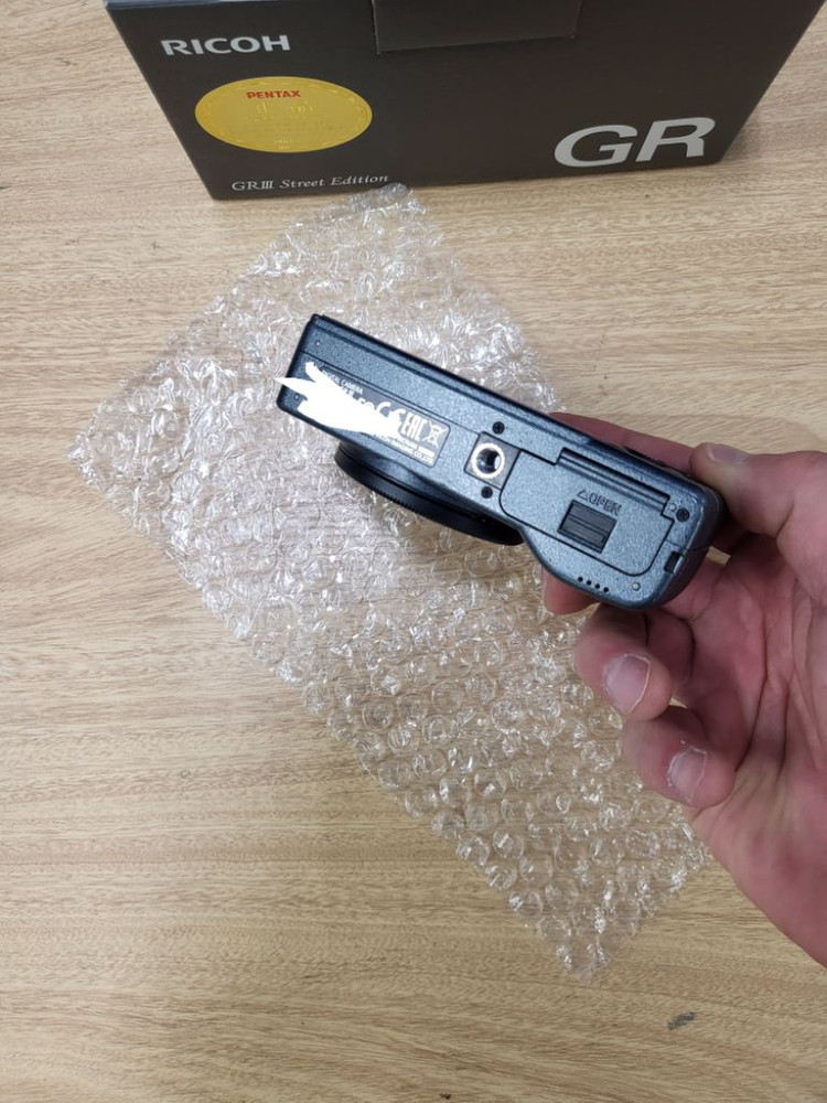 리코gr3 스트리트에디션 28년보증2천컷 민트급팔아요 이미지
