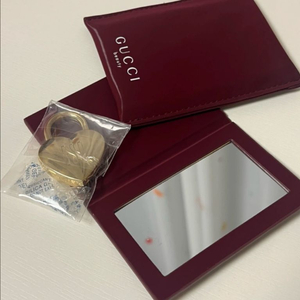 [새상품] 구찌 거울 및 헤라 키링 일괄 판매 이미지