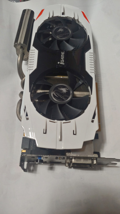 컬러풀 지포스 GTX660 TI 2GB (작동O,쿨러파손) 팝니다.. 이미지