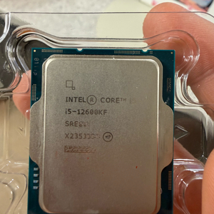 인텔 i5-12600KF CPU 이미지