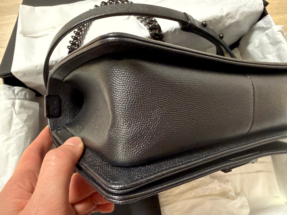 샤넬 보이백 미듐 캐비어 올블랙 판매합니다.(풀셋) 이미지