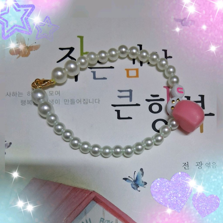 젬핑비즈공예 사랑스러운 핑크 하트가 달린 팔찌 판매해요 이미지