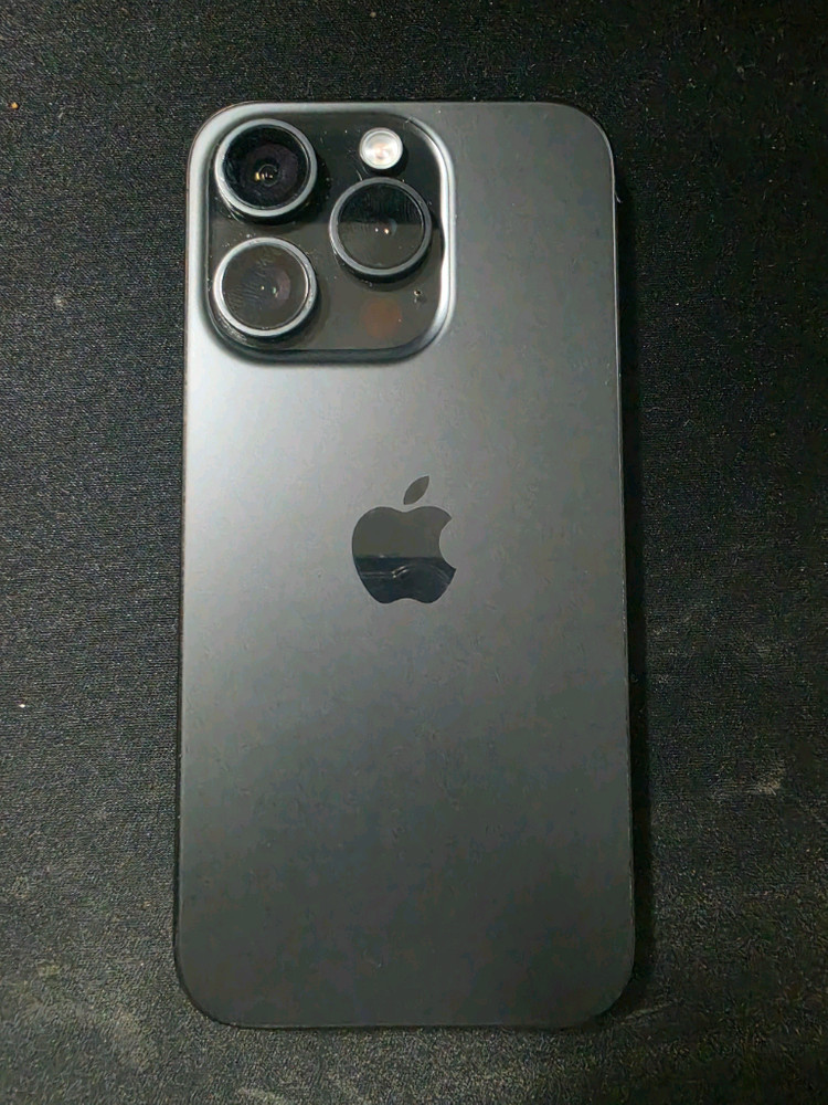 아이폰15프로 128g 티타늄 블랙 이미지