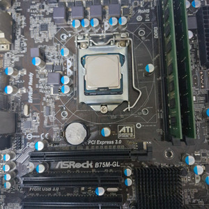 i5 3570 + B75M + DDR3 8G + GTX 660 이미지