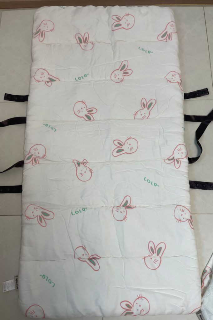 밀로앤개비낮잠이불 이미지