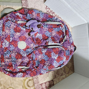 플로럴 패턴 백팩 키플링 이미지