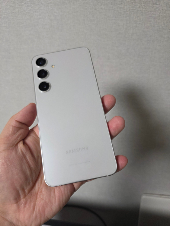 갤럭시 S24플러스 마블 그레이 256기가 SS급 팔아요~ 이미지