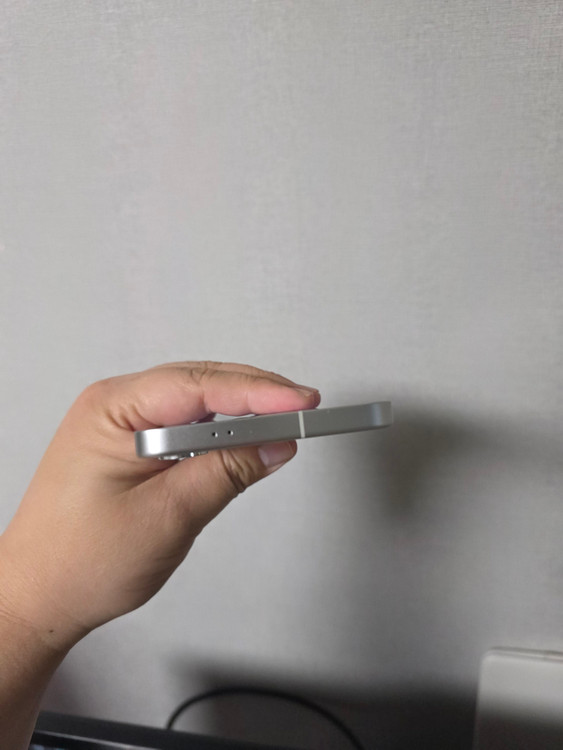 갤럭시 S24플러스 마블 그레이 256기가 SS급 팔아요~ 이미지