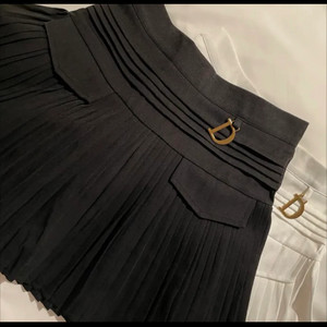 수선완료) 수입의류 디 D 플리츠 미니 스커트 블랙 치마 디오르 테니스에이블리 홀복 로썸제이 샵탑 라첼 엉넬 이미지