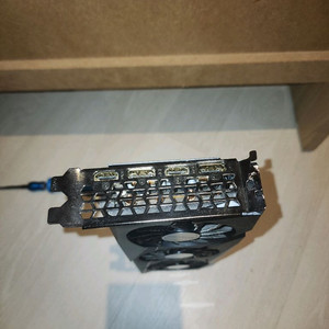 RTX 2070 SUPER 그래픽카드 이미지