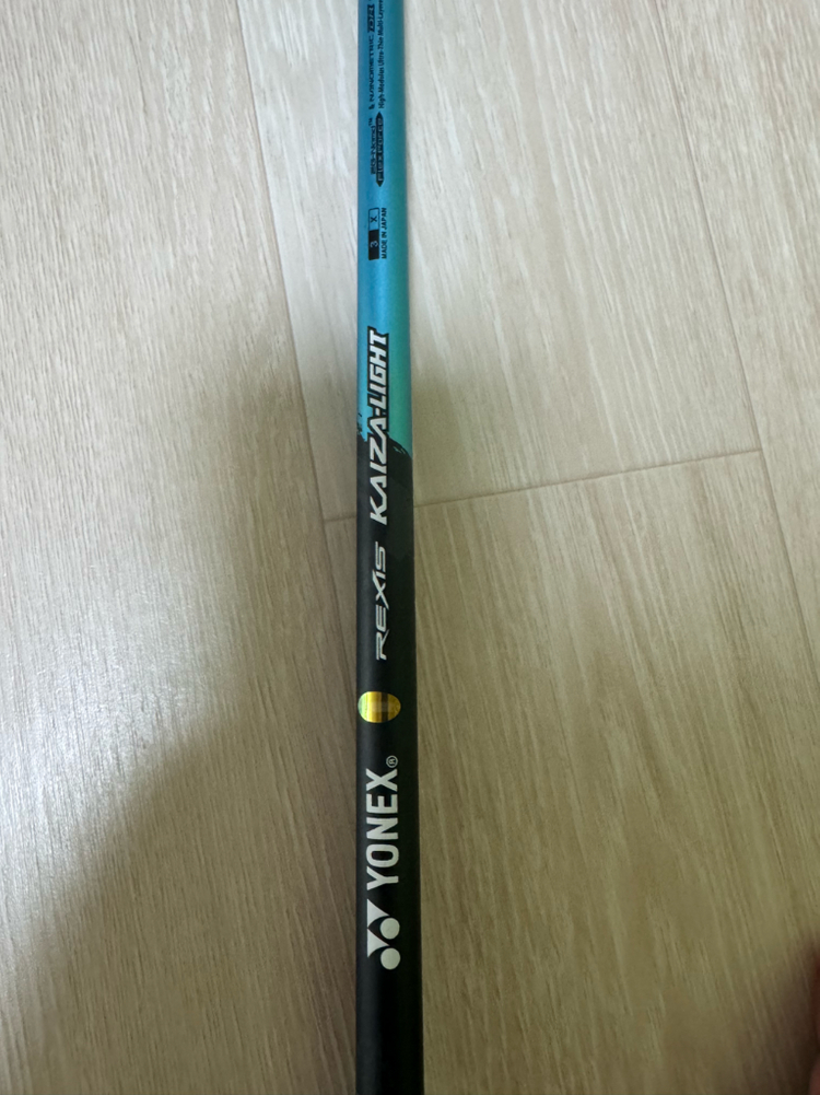 요넥스 카이자 라이트 드라이버 샤프트 3x 테일러 슬리브 이미지