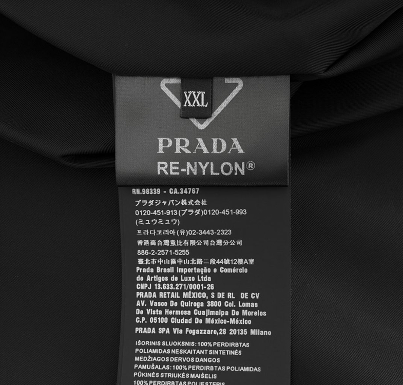 [XXL] 프라다 남성 삼각로고 리나일론 다운 코트 롱 패딩 자켓 블랙 이미지