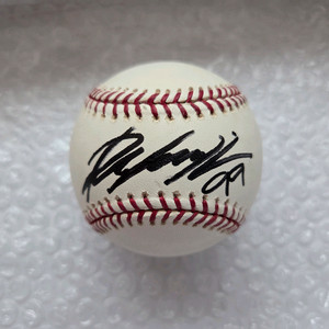 류현진 메이저리그 초기 공인구 친필 싸인볼 이미지