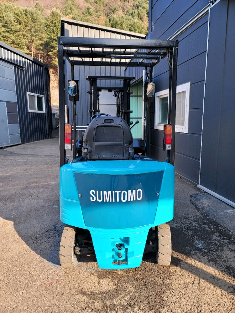 신차급 스미토모 1.5톤 전동지게차 판매 이미지