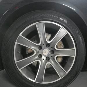 벤츠 w222 18인치휠타이어팝니다 이미지