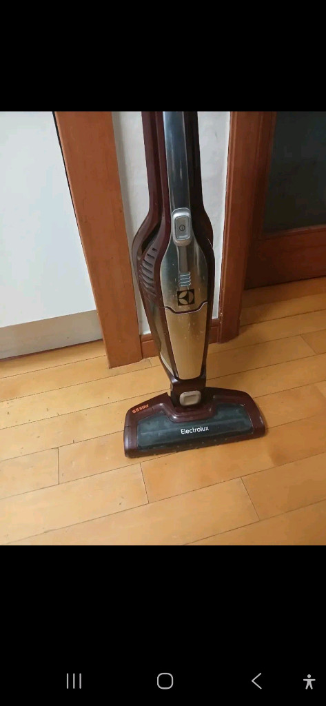 <부품용>일렉트로룩스 청소기 본체 ZB3107 이미지