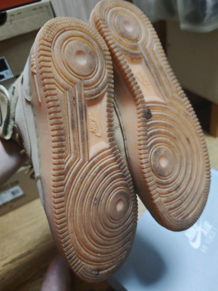 나이키 에어포스 미드07 된장 260팝니다 이미지