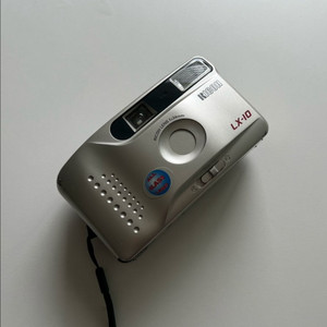 리코 필름 카메라. 이미지