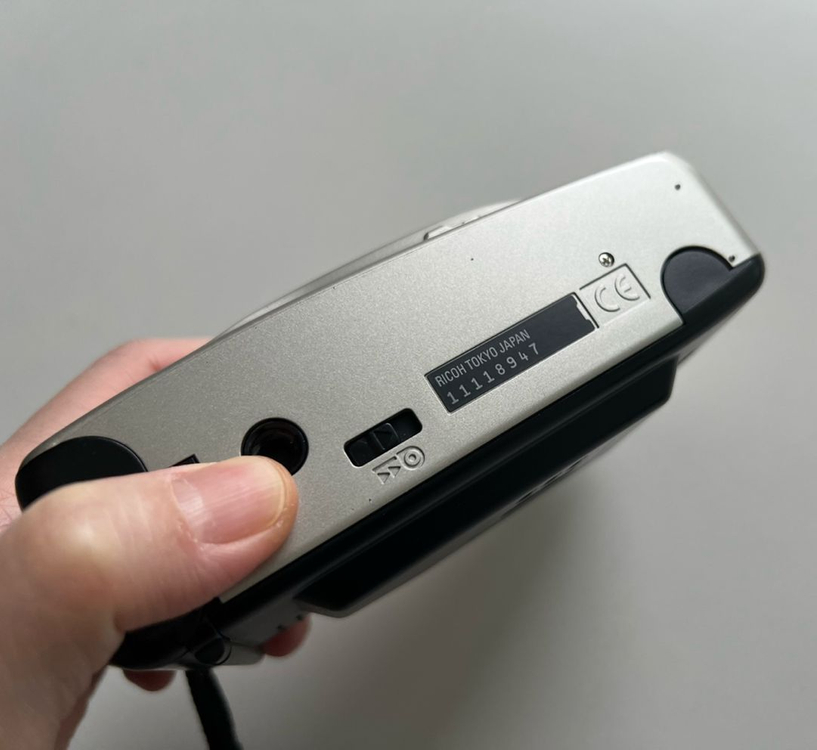 리코 필름 카메라. 이미지