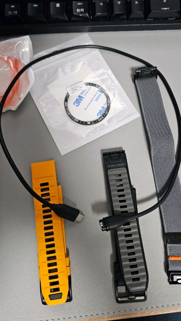 가민 피닉스8 25년11월 구입 보증기간 남음 이미지