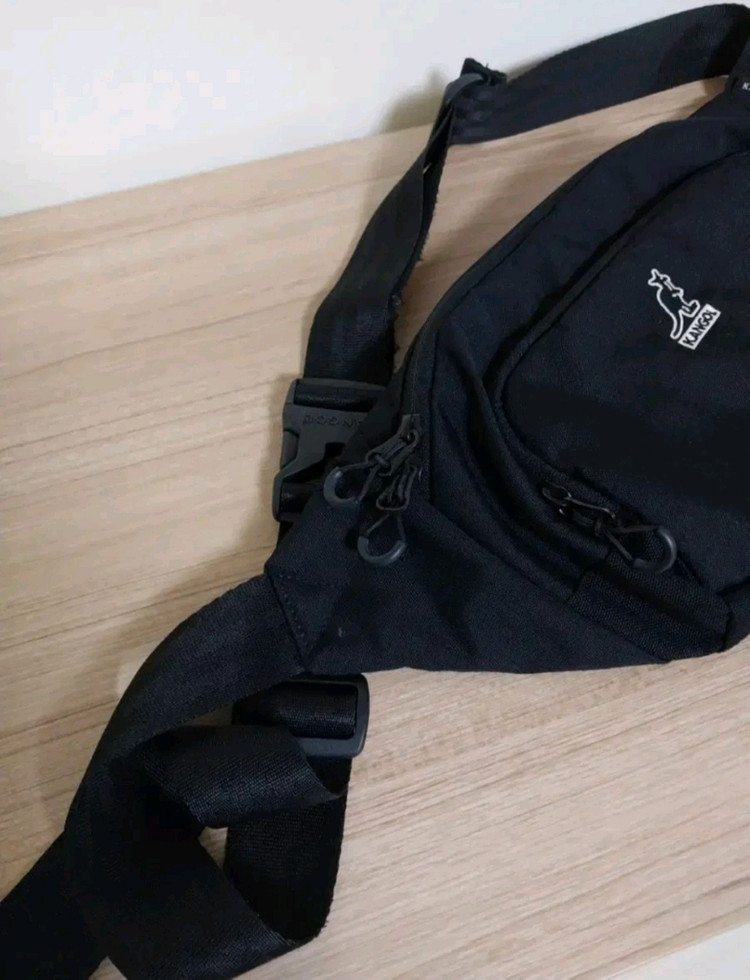 남녀공용 캉골 슬링백 가방 이미지