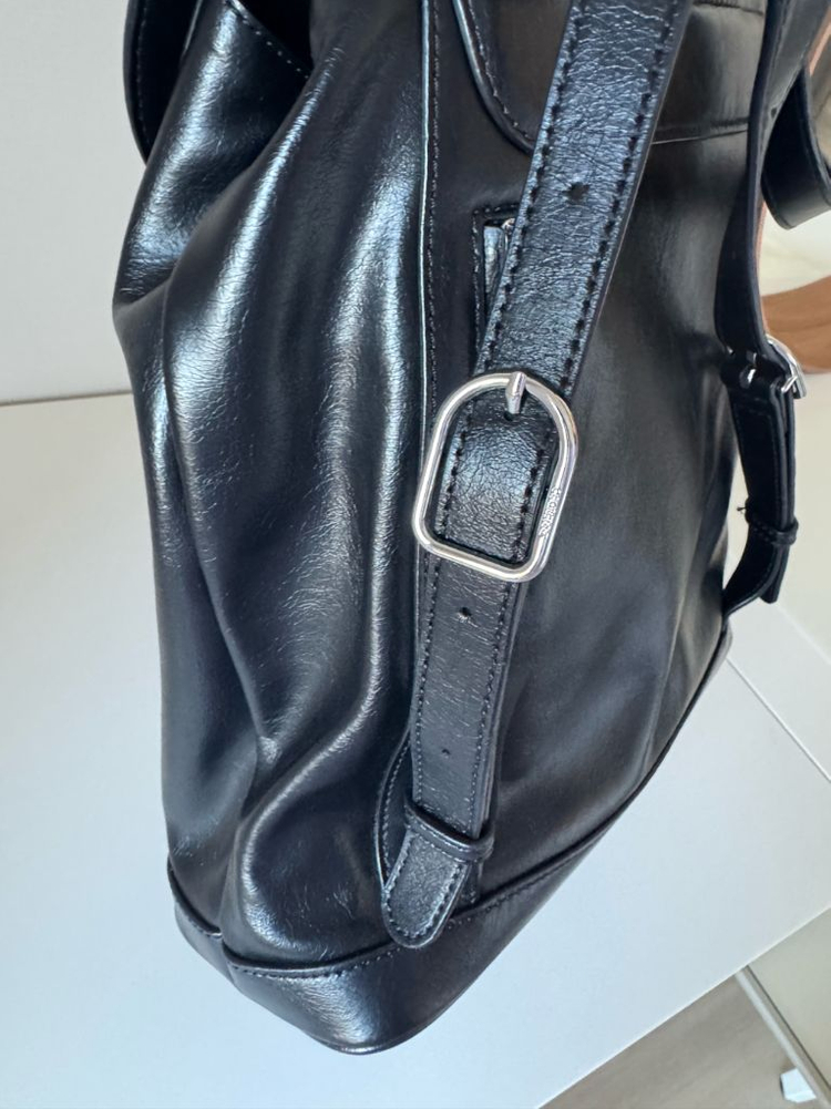 쿠론 페블 백팩 이미지