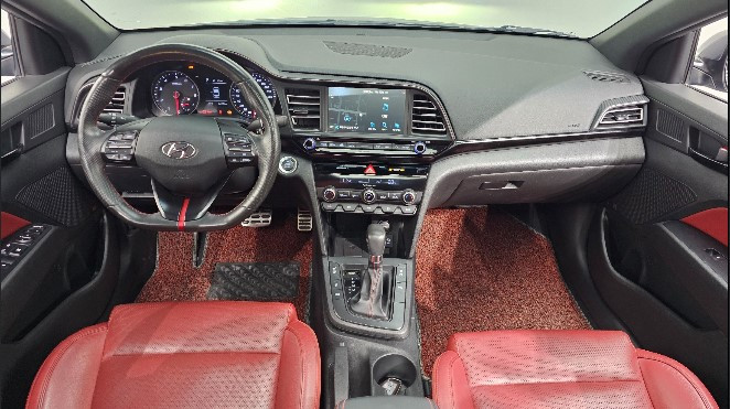 현대 더 뉴 아반떼 AD 1.6 터보 스포츠 프리미엄 이미지