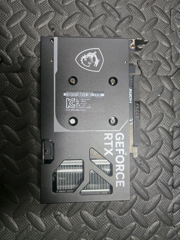 (안산/시흥)라이젠7 5700X, RTX 5060 게이밍 컴퓨터 본체 판매 합니다. 이미지