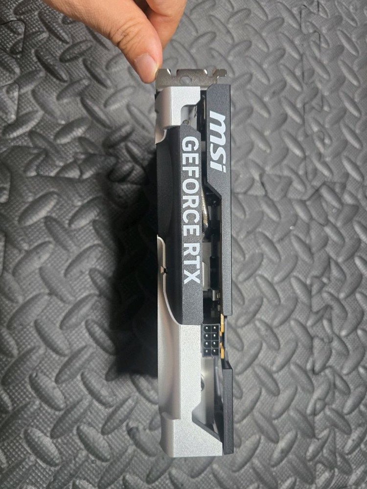 (안산/시흥)라이젠7 5700X, RTX 5060 게이밍 컴퓨터 본체 판매 합니다. 이미지