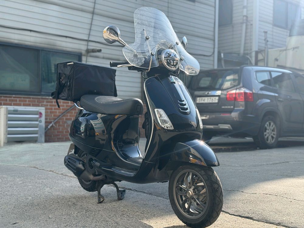 베스파lx125 23년 이미지