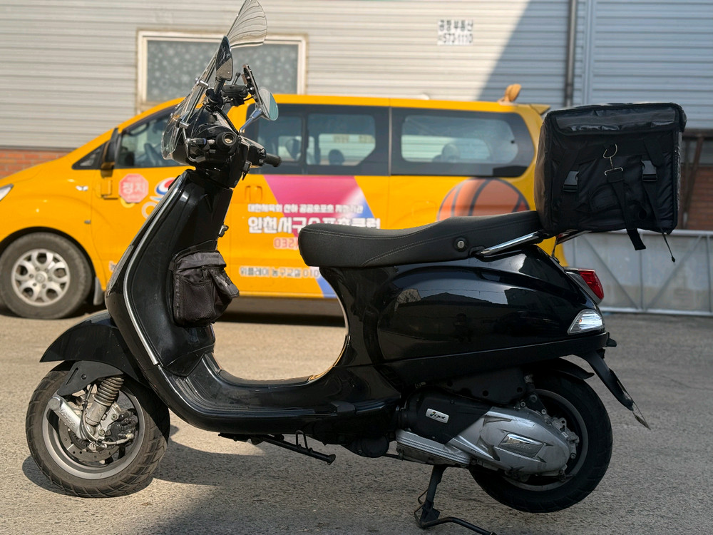 베스파lx125 23년 이미지