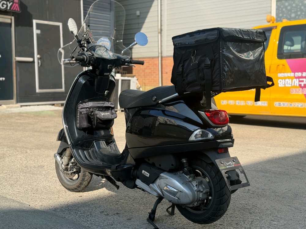 베스파lx125 23년 이미지