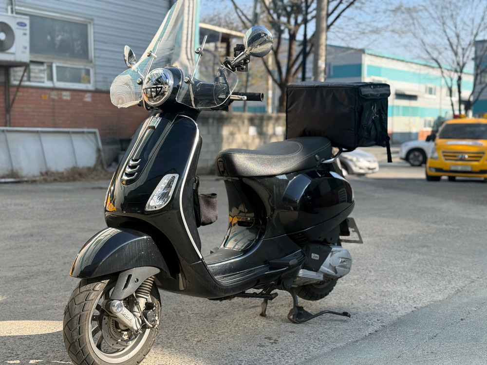 베스파lx125 23년 이미지