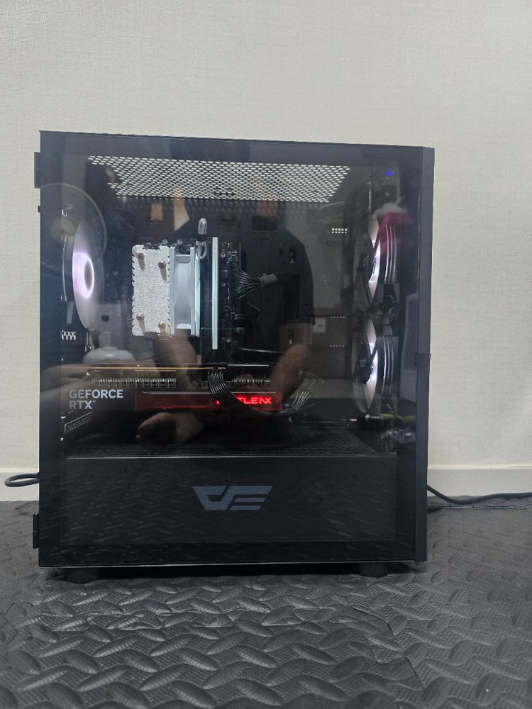 (안산/시흥)인텔 i5-12400F, RTX 5060 게이밍 컴퓨터 본체 판매 합니다. 이미지