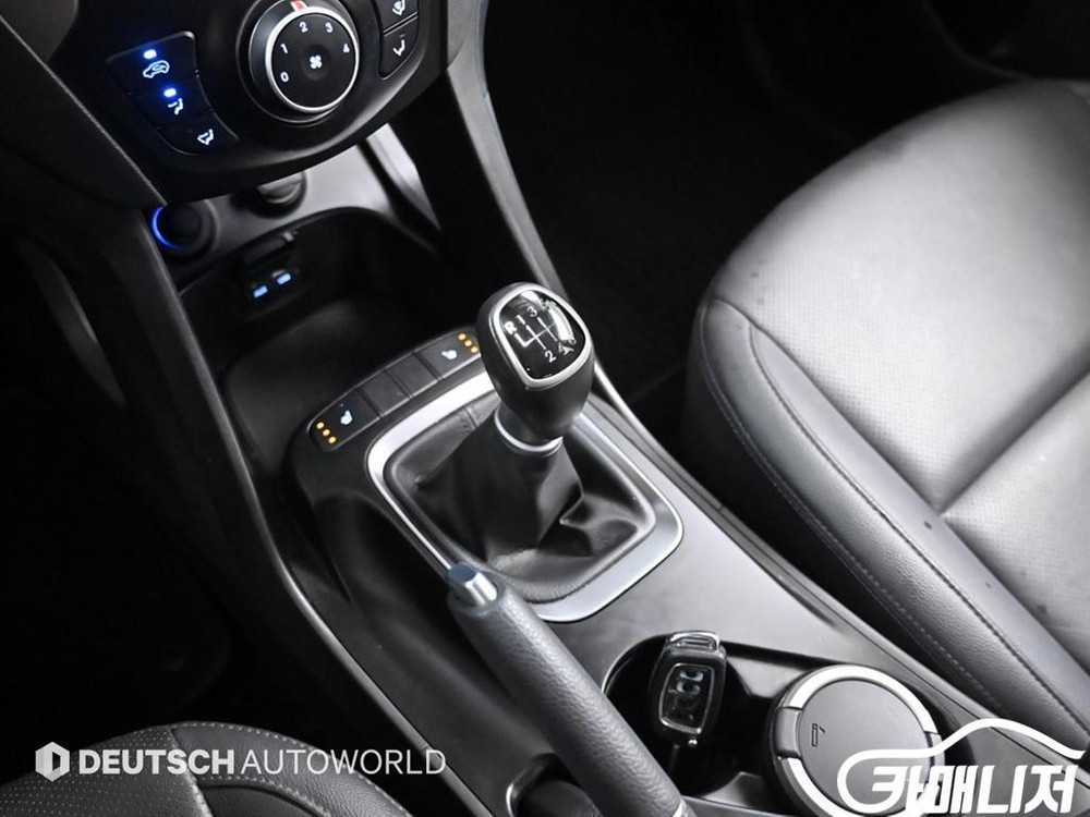 [현대]싼타페 DM 디젤 2WD 2.2 스마트 (7인승) #4월특가 이미지