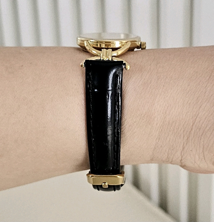 구찌 금장 여성 6000.2L 시계 손목시계 여자 팔찌 이미지