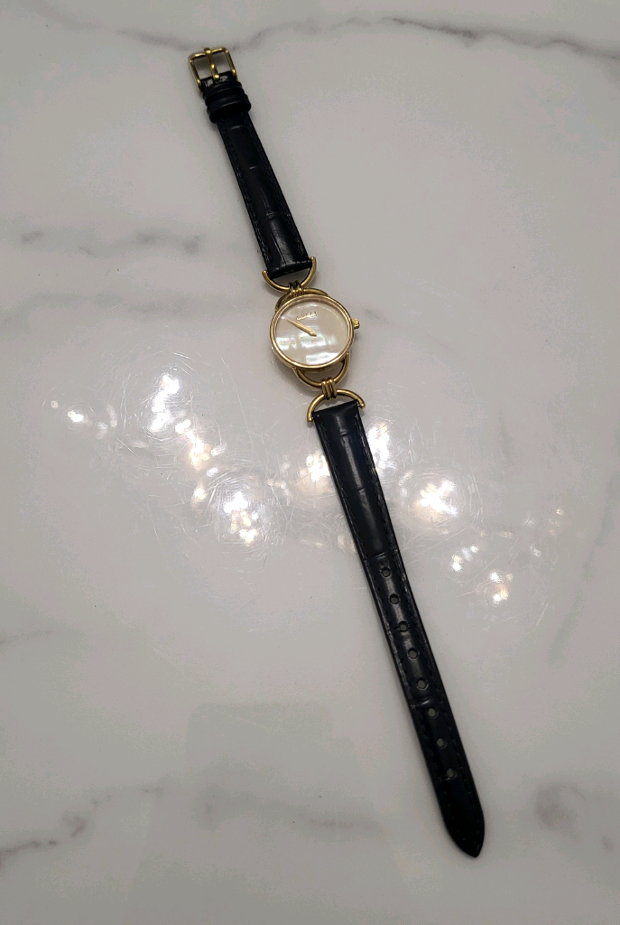 구찌 금장 여성 6000.2L 시계 손목시계 여자 팔찌 이미지