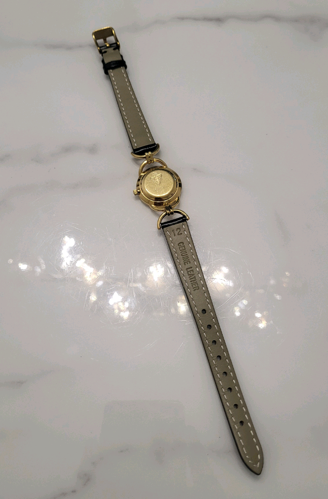 구찌 금장 여성 6000.2L 시계 손목시계 여자 팔찌 이미지