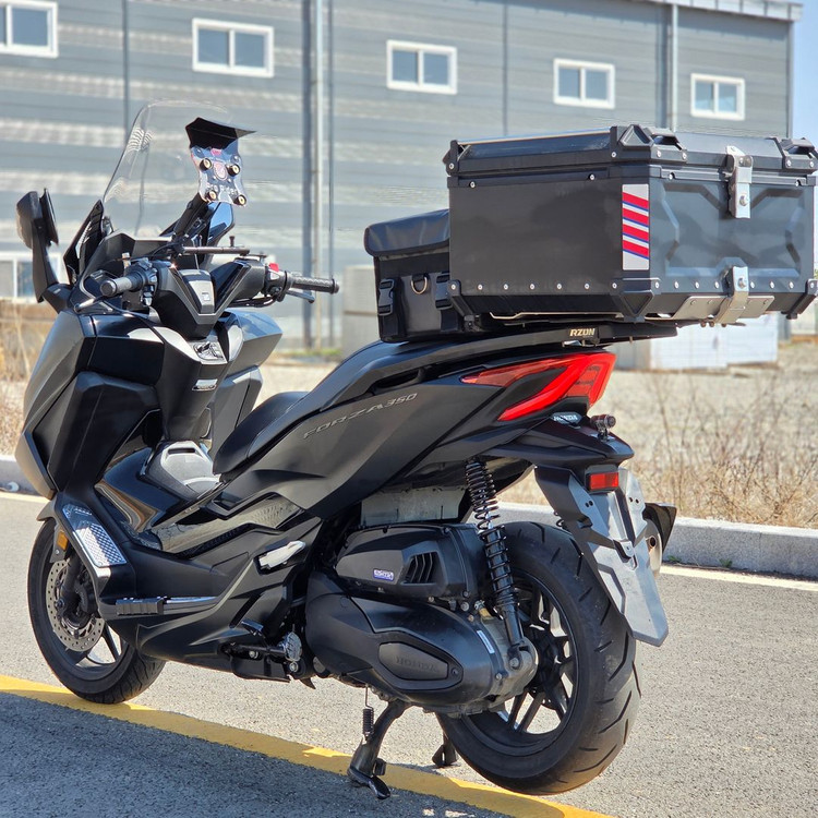 특판) 포르자350 24년 3만키로 블박2채널 차량 저렴하게 판매합니다 이미지