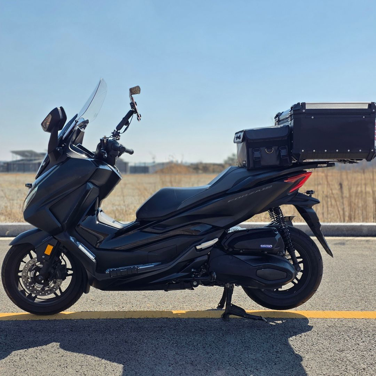 특판) 포르자350 24년 3만키로 블박2채널 차량 저렴하게 판매합니다 이미지