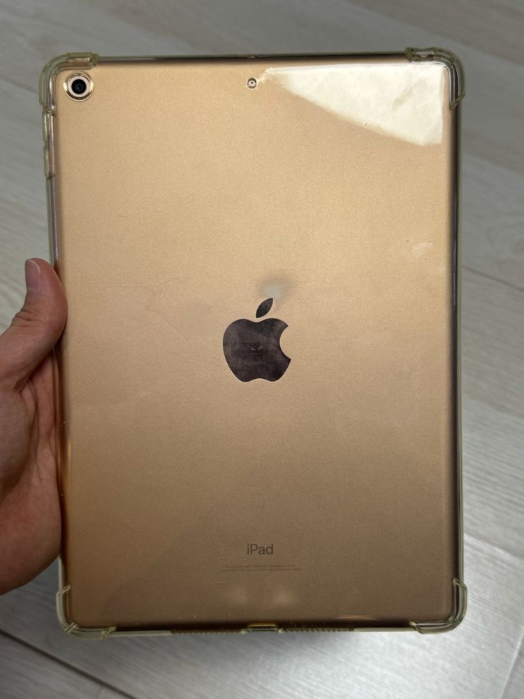 아이패드 6세대 골드 32GB 이미지