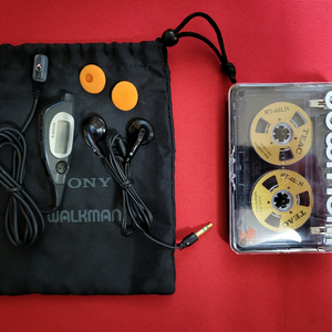 소니투명창 워크맨 WM-EX600 깨끗한 풀세트 정상작동품 이미지