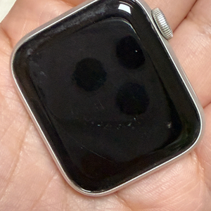 애플워치 se 40mm 이미지