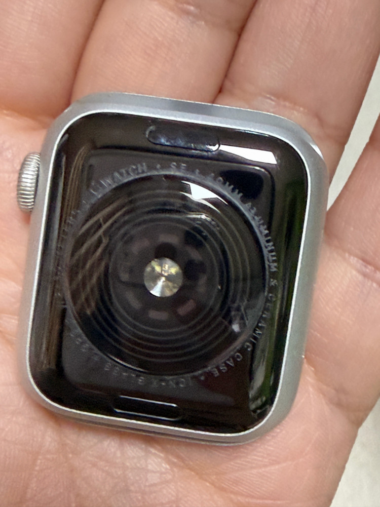 애플워치 se 40mm 이미지