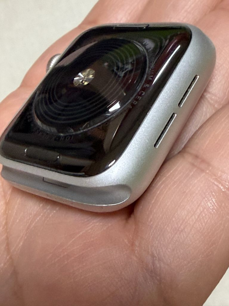 애플워치 se 40mm 이미지